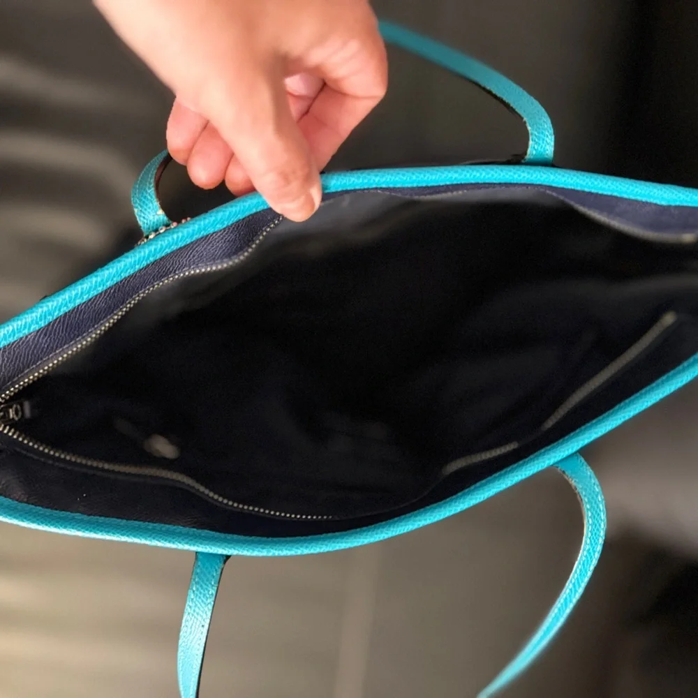 Coach Navy Leather Tote Bag Bright Blue Trim Shoulder Bag - Picture 4 of 10